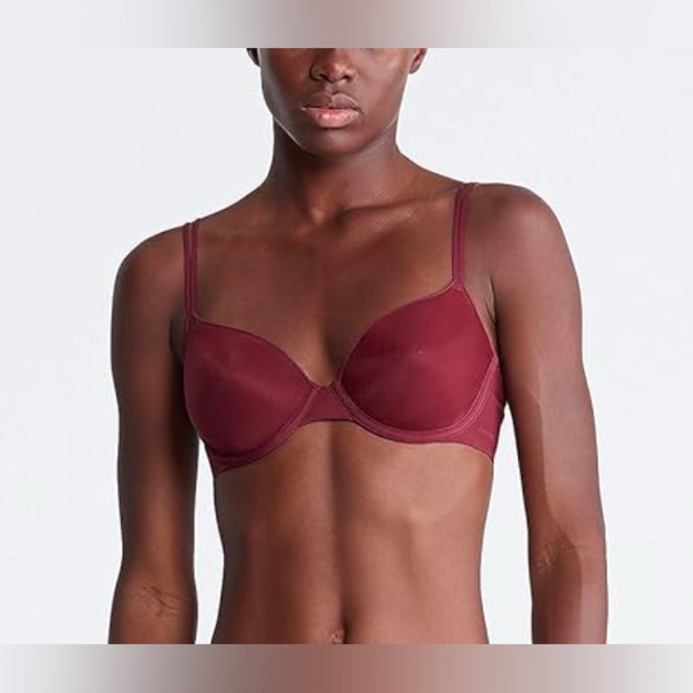 Calvin Klein
Women's Sheer Marquisette Lightly Lined Demi Bra QF6068